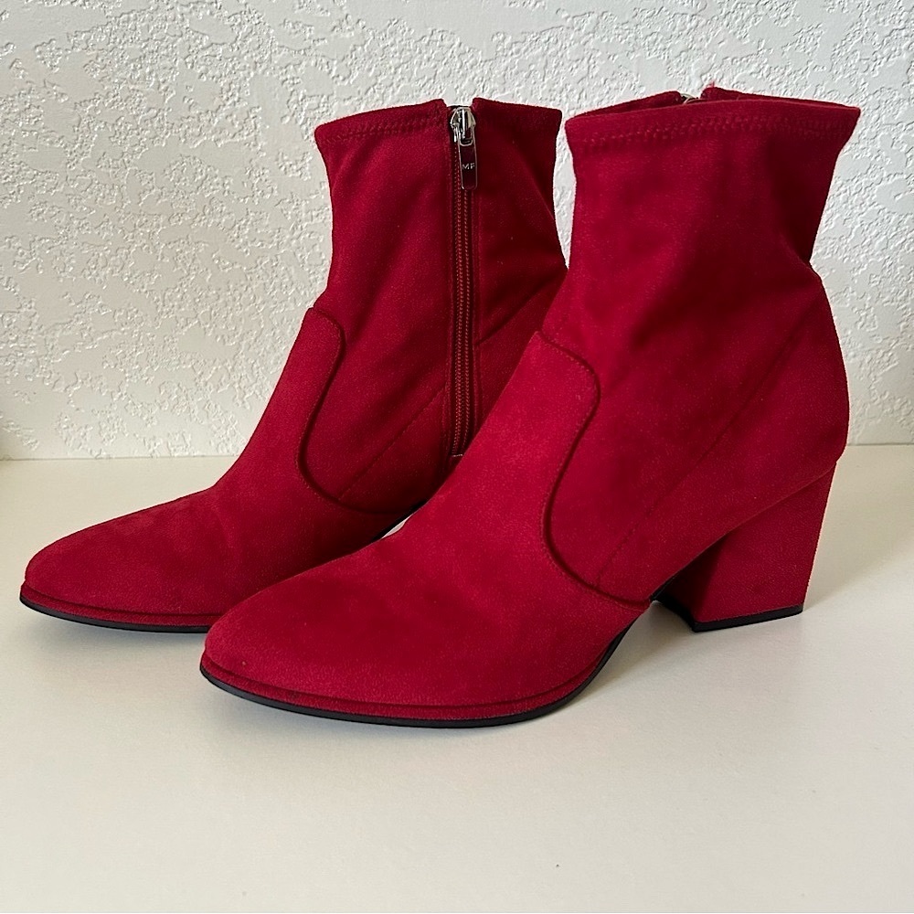 Marc Fisher Lizzy Red Microsuede Block Heels Pointed Toe Ankle Booties